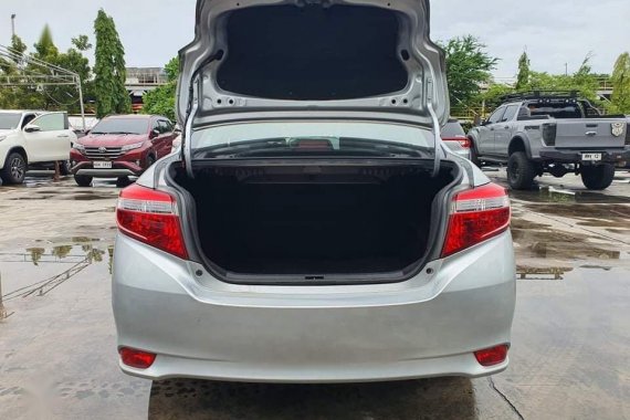 Selling Brightsilver Toyota Vios 2018 in Makati