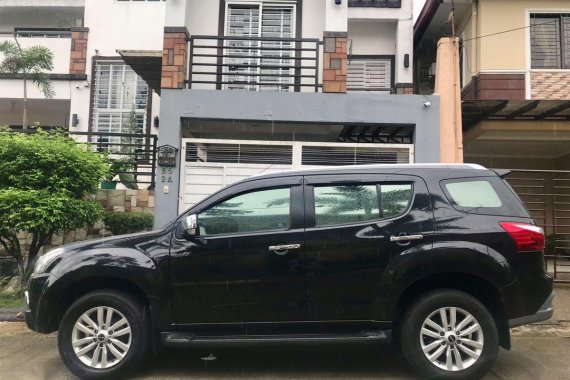 Sell Black 2018 Isuzu Mu-X in Manila