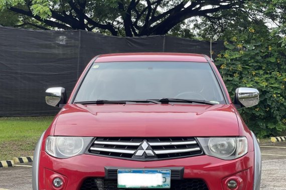 Red Mitsubishi Strada 2012 for sale in Automatic