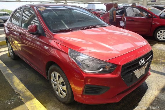 Sell 2nd hand 2019 Hyundai Reina 