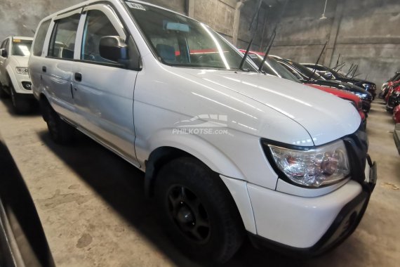 HOT!! 2012 Isuzu Crosswind for sale in good condition