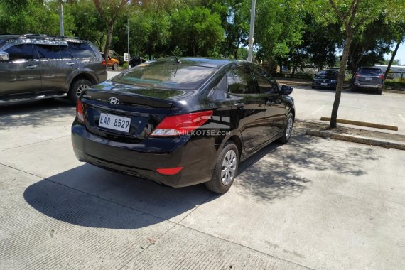 Selling used 2018 Hyundai Accent  1.4 GL 6MT in Black