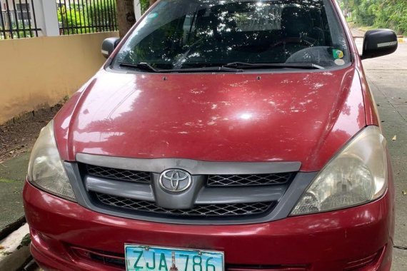 Selling Red Toyota Innova 2007 in Cainta