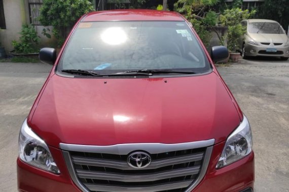 Red Toyota Innova 2014 for sale in Manila