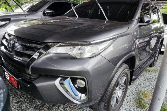 Selling Silver Toyota Fortuner 2020 in Quezon