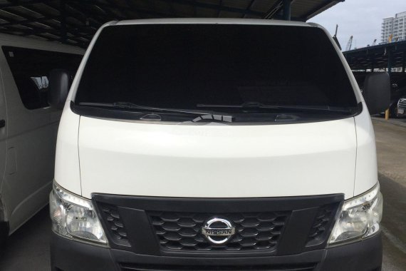 Selling White 2016 Nissan NV350 Urvan  second hand