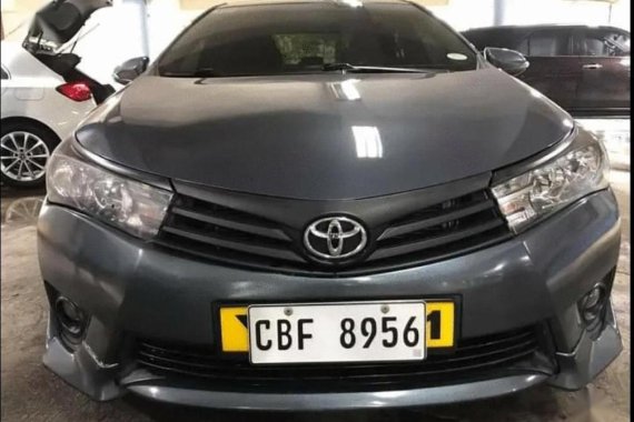 Selling Grey Toyota Corolla Altis 2016 in Manila