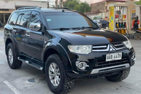 Black Mitsubishi Montero Sport 2014 for sale in Jaen