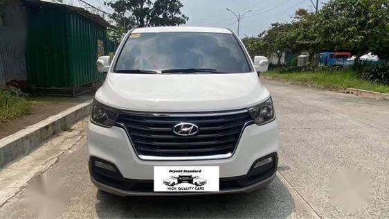 Selling White Hyundai Starex 2020 in Quezon City