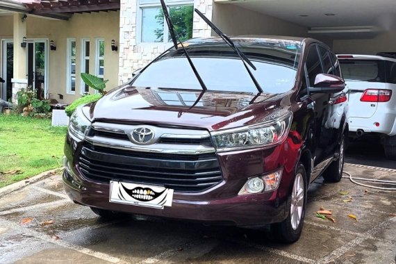 Red Toyota Innova 2018 for sale in Automatic