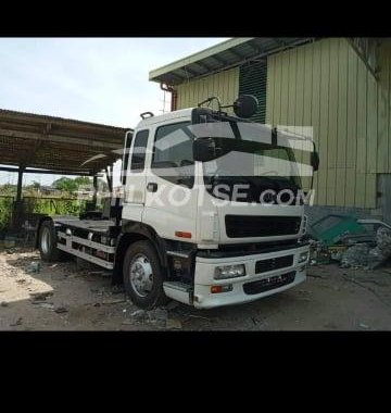 2006 Isuzu trucktor head 6w