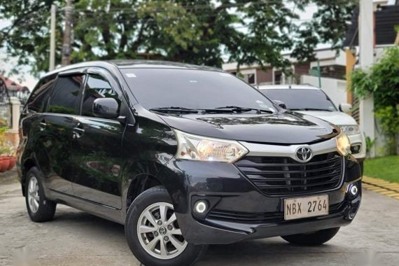Black Toyota Avanza 2016 for sale in Automatic