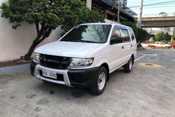 Sell White 2016 Isuzu Crosswind in Quezon City