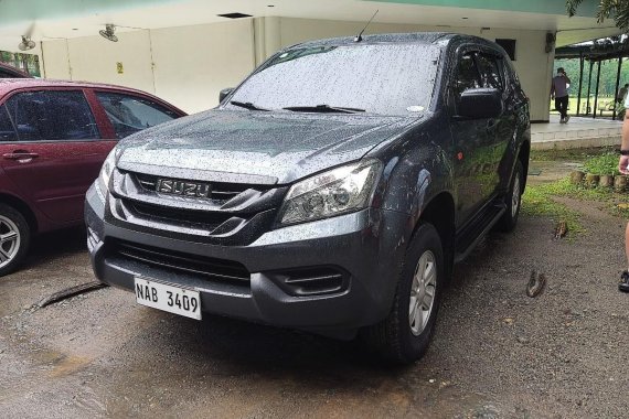 Grey Isuzu Mu-X 2017 for sale in Quezon City