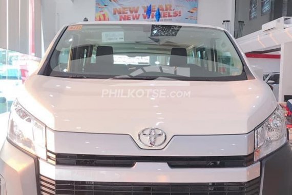 Hot deal! Get this 2021 Toyota Hiace  Commuter Deluxe 