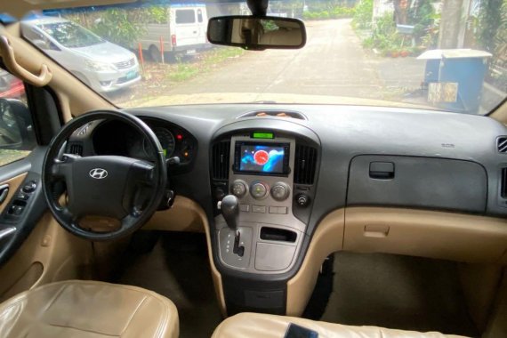 Selling Black Hyundai Starex 2009 in Quezon City