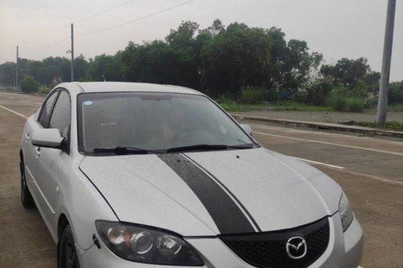 Silver Mazda 3 2005 for sale in Automatic