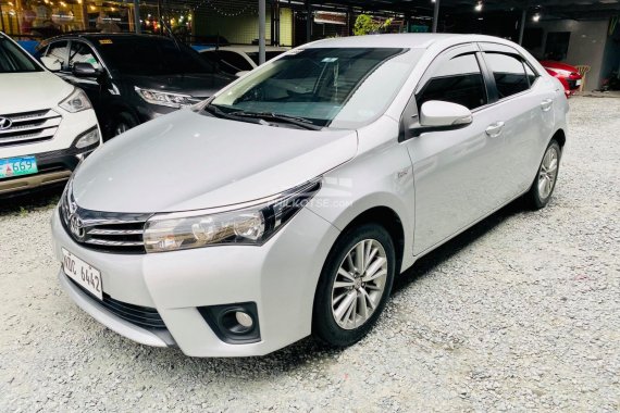 2017 Toyota Corolla Altis  1.6 G CVT for sale by Trusted seller 33,000 KMS ONLY! SUPER FRESH