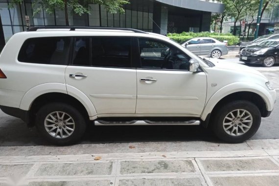  White Mitsubishi Montero 2012 for sale in Bacoor