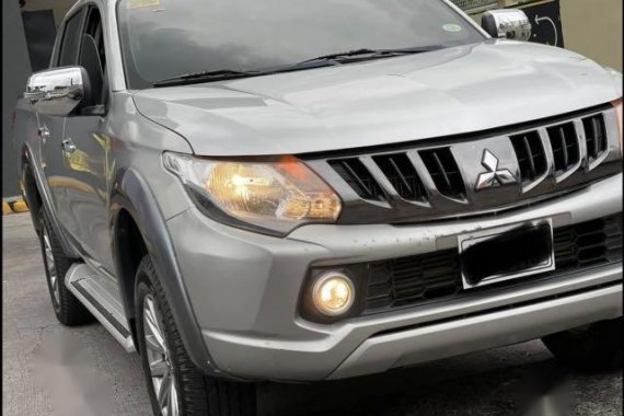 Silver Mitsubishi Strada 2018 for sale in Jaen