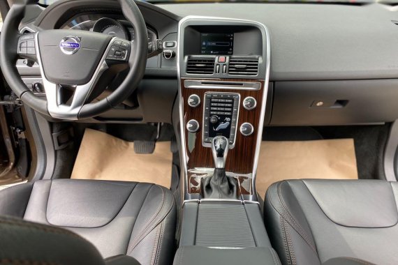 Brown Volvo XC60 2017 for sale in Pasig