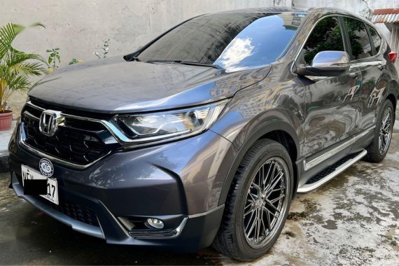 Grey Honda Cr-V 2018 for sale in Automatic
