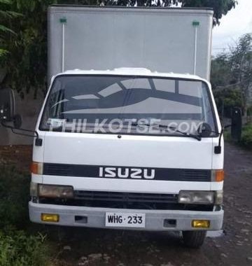 Selling White 1990 Isuzu Elf  second hand