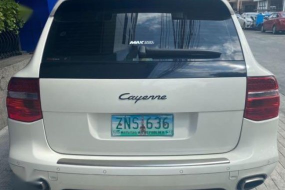 White Porsche Cayenne 2008 for sale in Makati