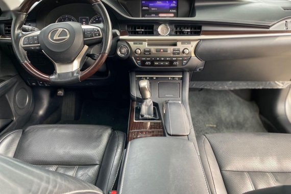 Brightsilver Lexus ES 350 2018 for sale in Pasig