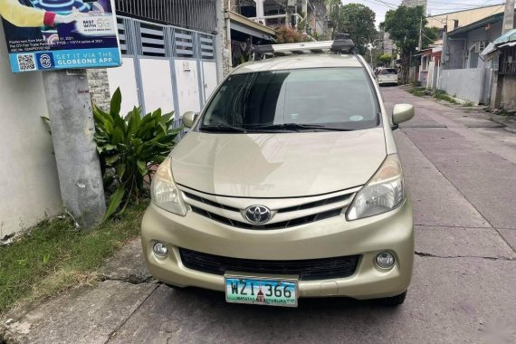 Sell Beige 2013 Toyota Avanza in Taguig