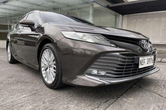 Grey Toyota Camry 2020 for sale in Automatic