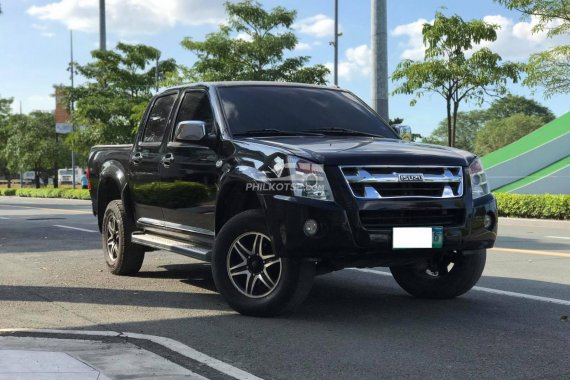 Second hand 2013 Isuzu D-Max LS 4x2 3.0 A/T Diesel for sale in good condition