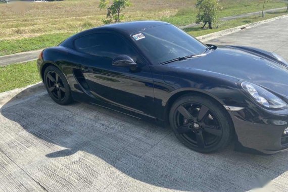 Selling Black Porsche Cayman 2016 in Manila