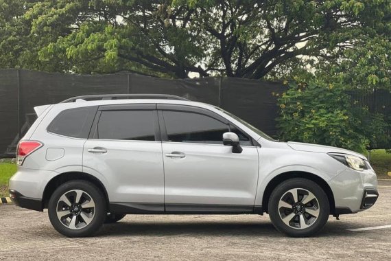Silver Subaru Forester 2017 for sale in Automatic