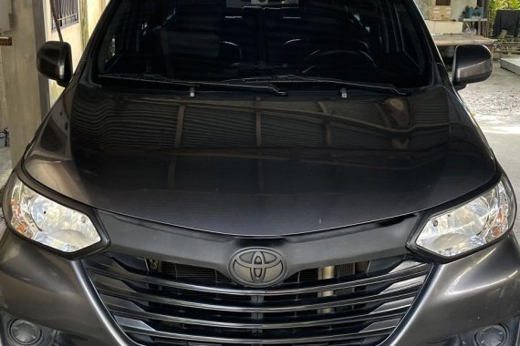 Grey Toyota Avanza 2016 for sale in Automatic