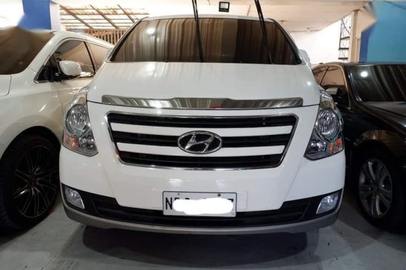 Sell White 2018 Hyundai Starex in Imus