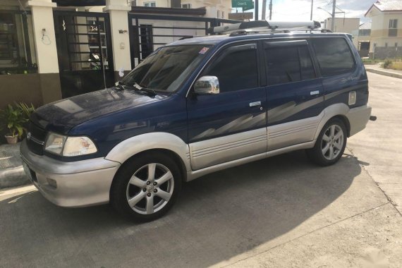 Selling Blue Toyota Revo 2001 in Rosario