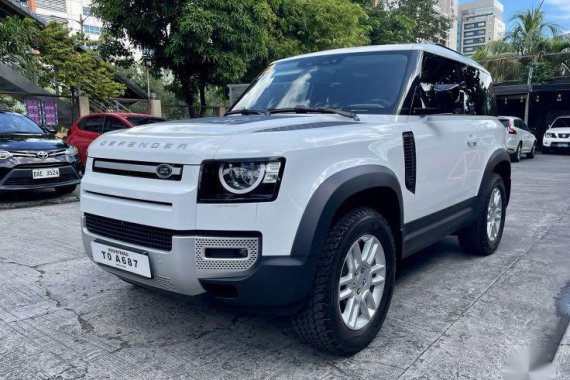 Selling White Land Rover Defender 2021 in Pasig