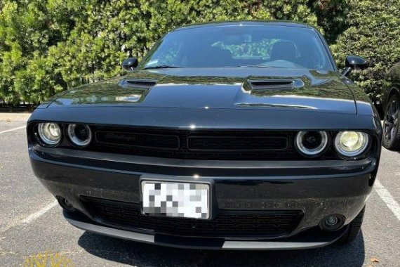 Black Dodge Challenger 2022 for sale in Quezon