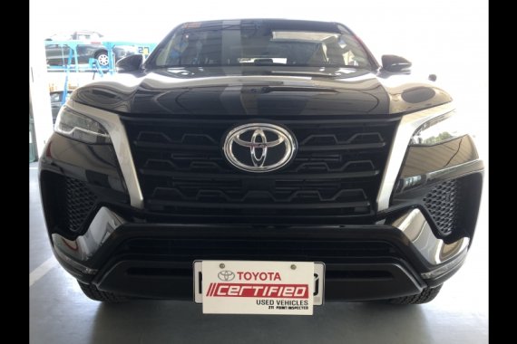 Selling Black Toyota Fortuner 2021 SUV at 8771 