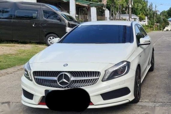 Selling White Mercedes-Benz A250 2013 in Las Piñas