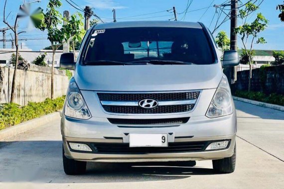 Selling Brightsilver Hyundai Starex 2014 in Malvar