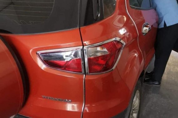 Orange Ford Ecosport 2015 for sale in Automatic