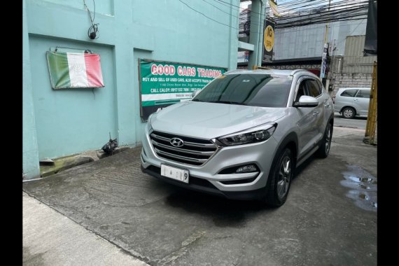 Silver Hyundai Tucson 2019 at 18000 for sale