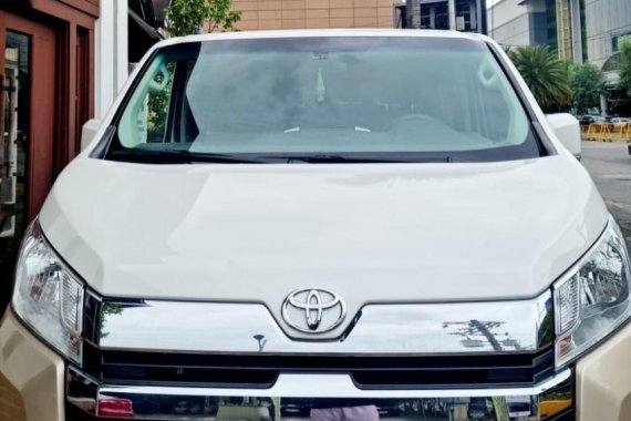 White Toyota Hiace 2019 for sale in Manual