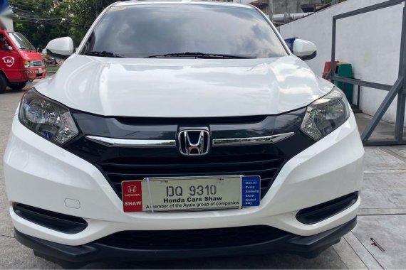 Selling Pearl White Honda Hr-V 2015 in Makati