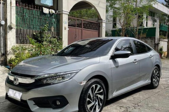 Silver Honda Civic 2018 for sale in Rizal