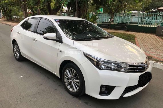 2014 Toyota Altis  in Pearlwhite 1.6V 