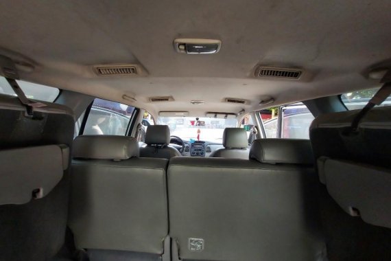 Selling Silver Toyota Innova 2010 in Taguig