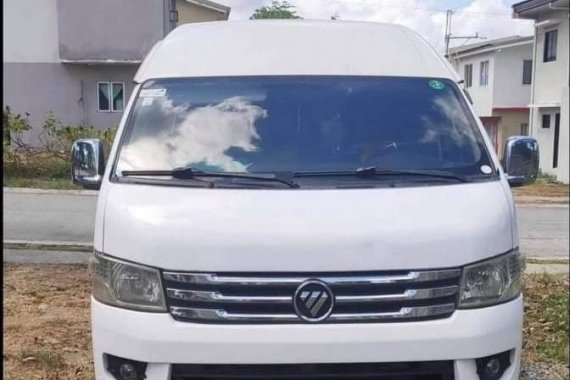 Selling White Foton View Traveller 2014 in Dasmariñas